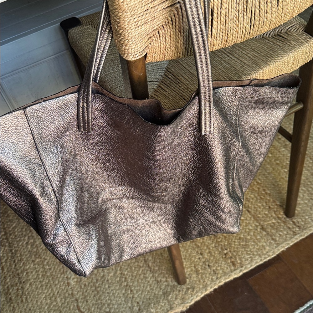 Kurt Geiger London Women’s Large Leather Tote